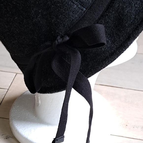 Wool Bucket Hat - Picture 7 of 9